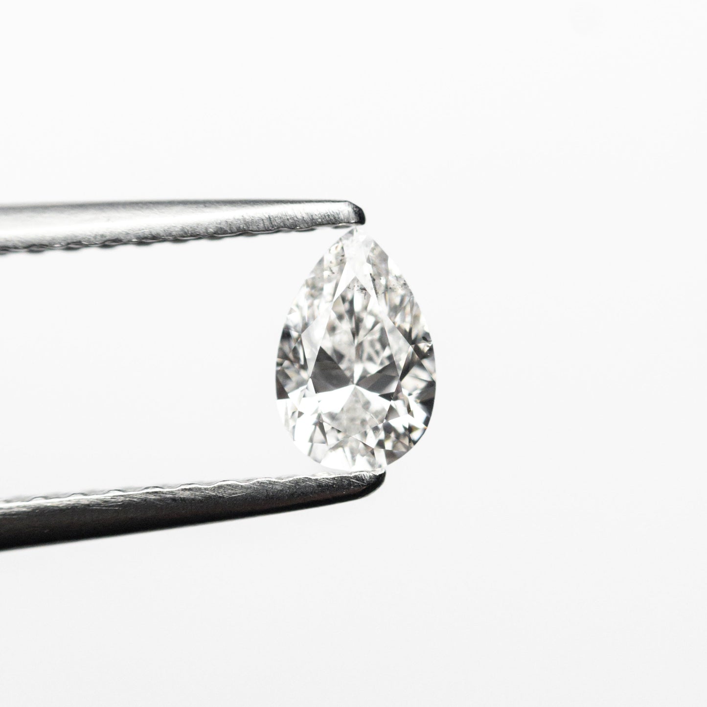 0.30ct 5.58x3.66x2.33mm SI2 E Pear Brilliant 19438-24