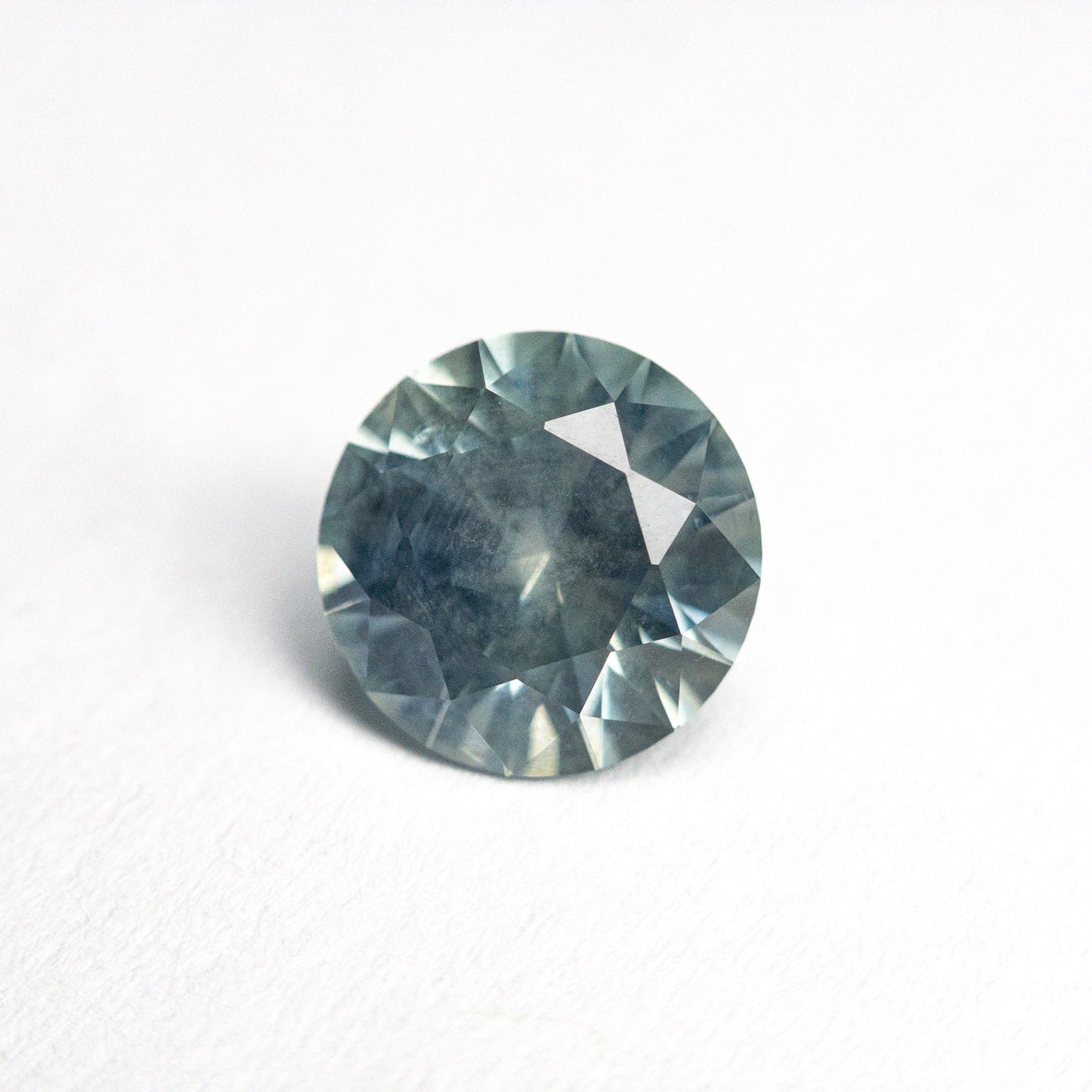 1.42ct 6.83x6.81x4.37mm Round Brilliant Sapphire 22273-01