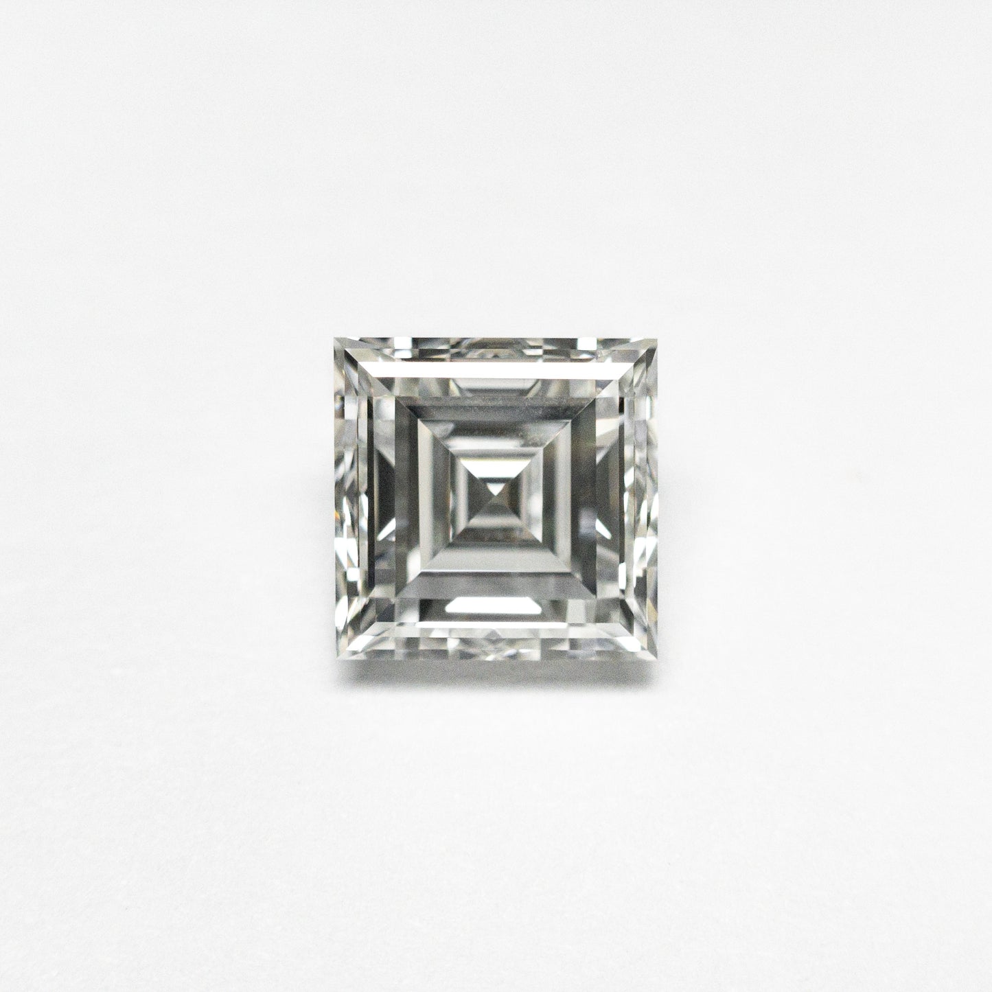 0.84ct 5.39x5.39x3.12mm GIA H VS2 Carré Step Cut 23034-01