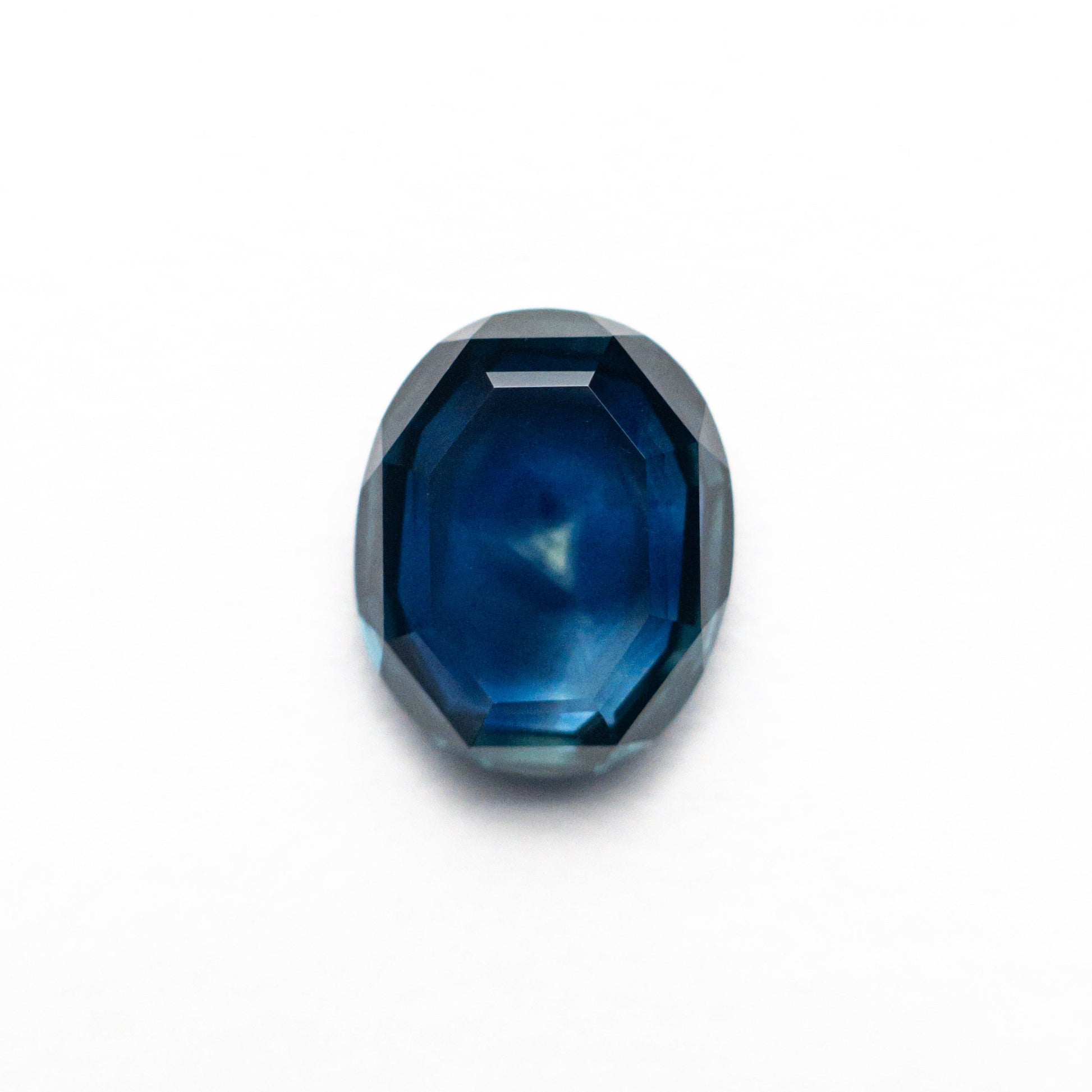 1.92ct 8.42x6.83x2.82mm Oval Portrait Cut Sapphire 24197-04