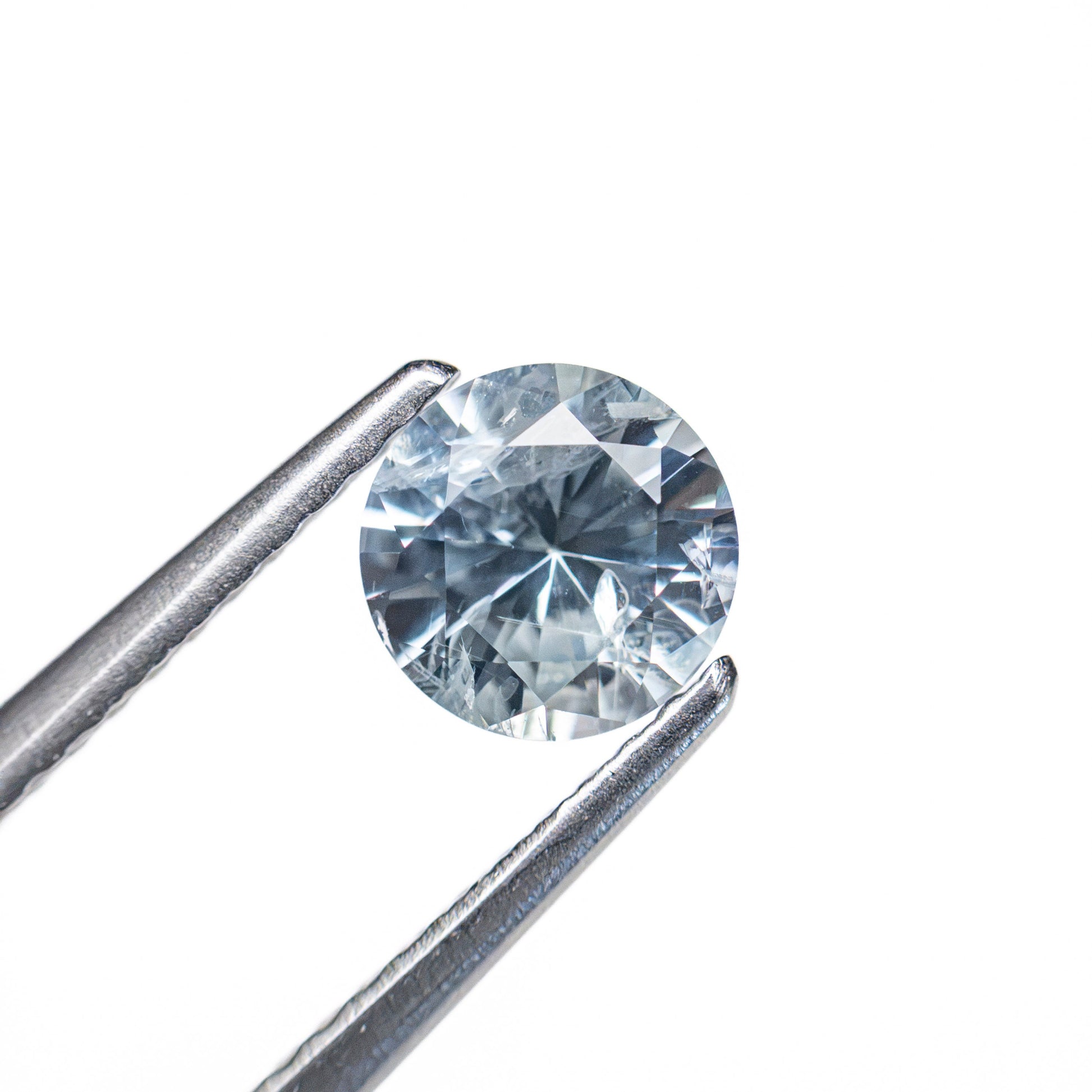 0.75ct 5.54x5.58x3.49mm Round Brilliant Sapphire 26134-15