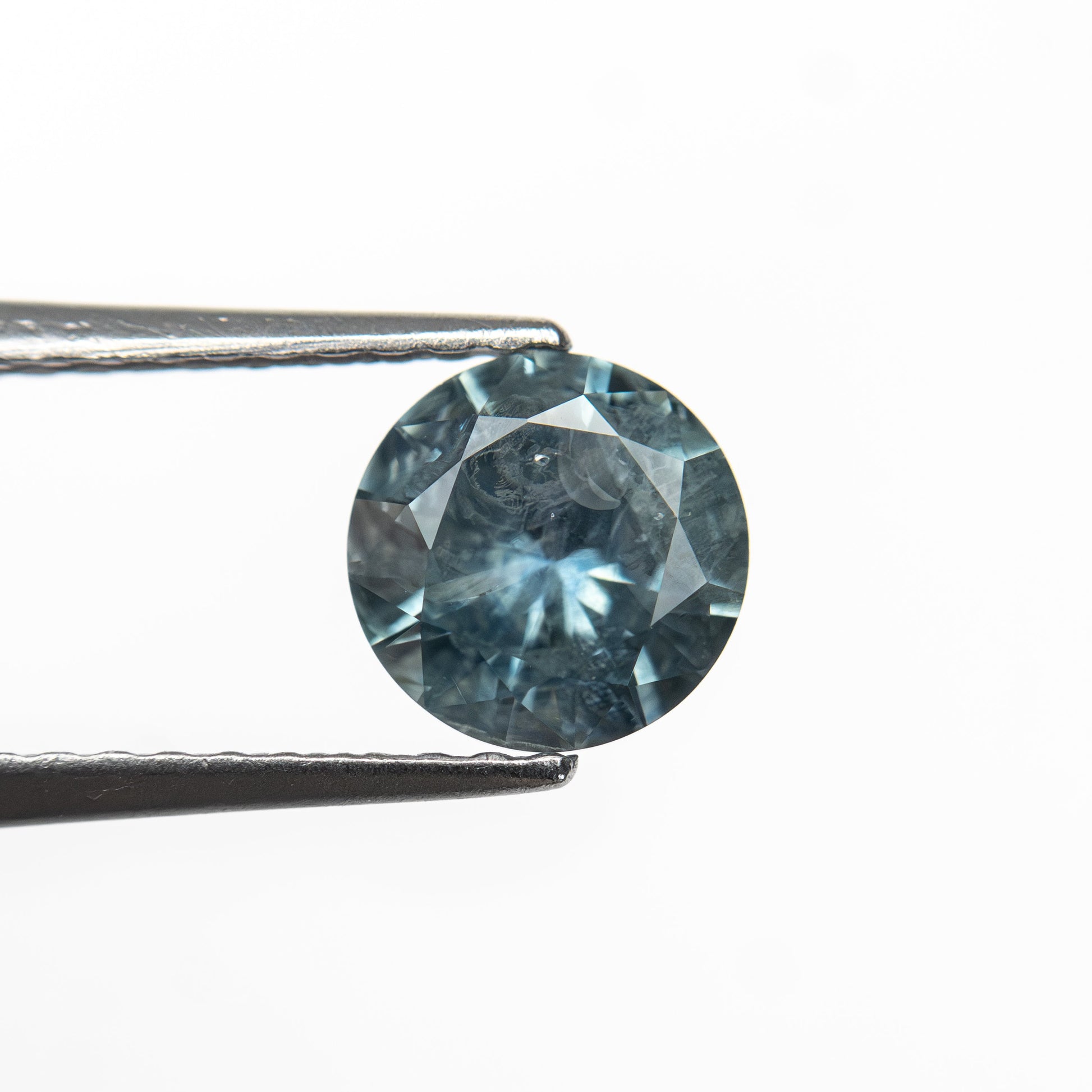 1.04ct 6.04x6.03x3.81mm Round Brilliant Sapphire 26141-27