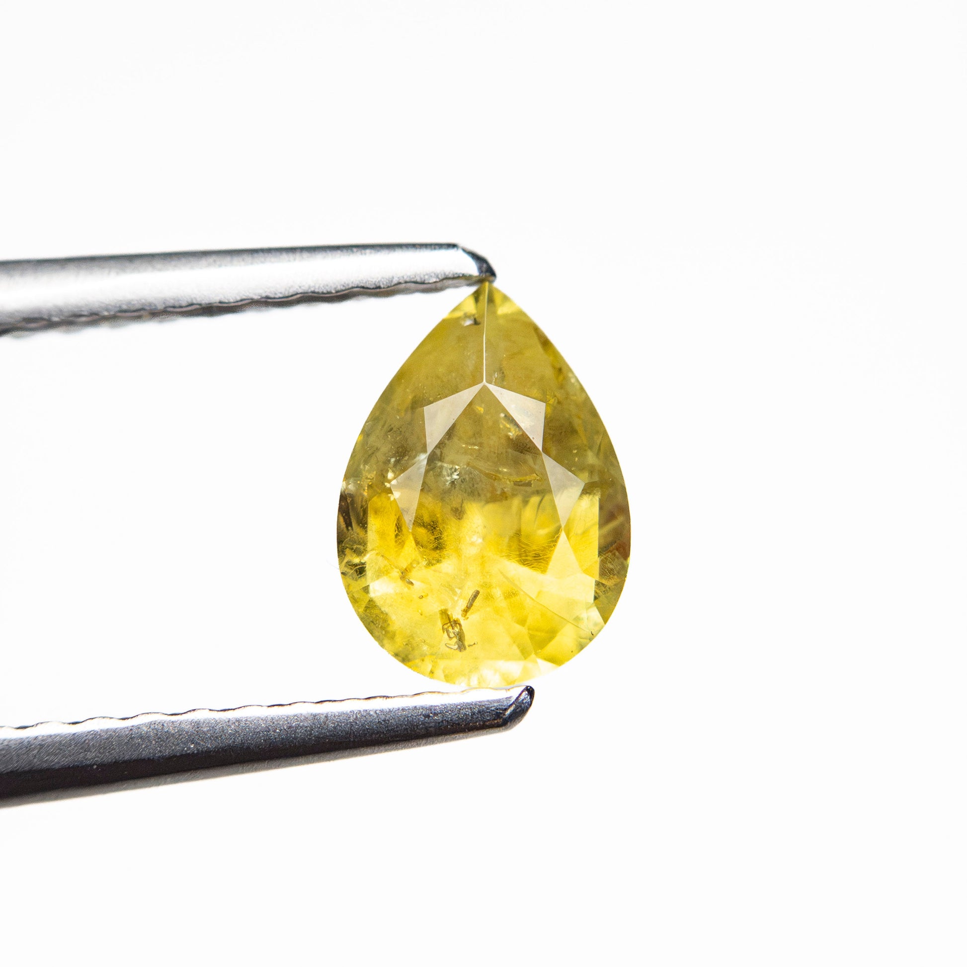 0.86ct 7.03x5.01x3.43mm Pear Brilliant Sapphire 26150-01