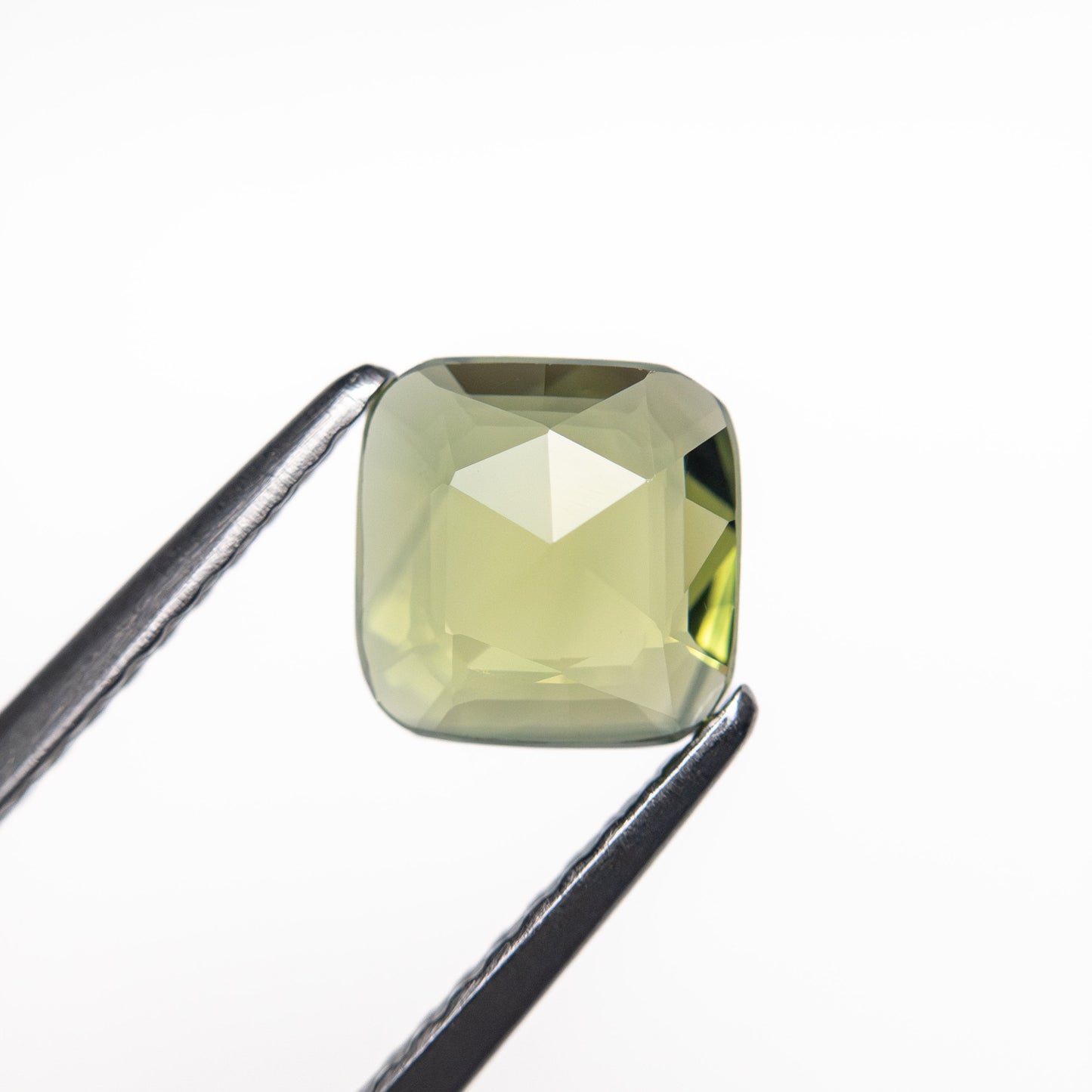 0.97ct 6.09x6.02x2.44mm Cut Corner Rectangle Rosecut Sapphire 26327-100