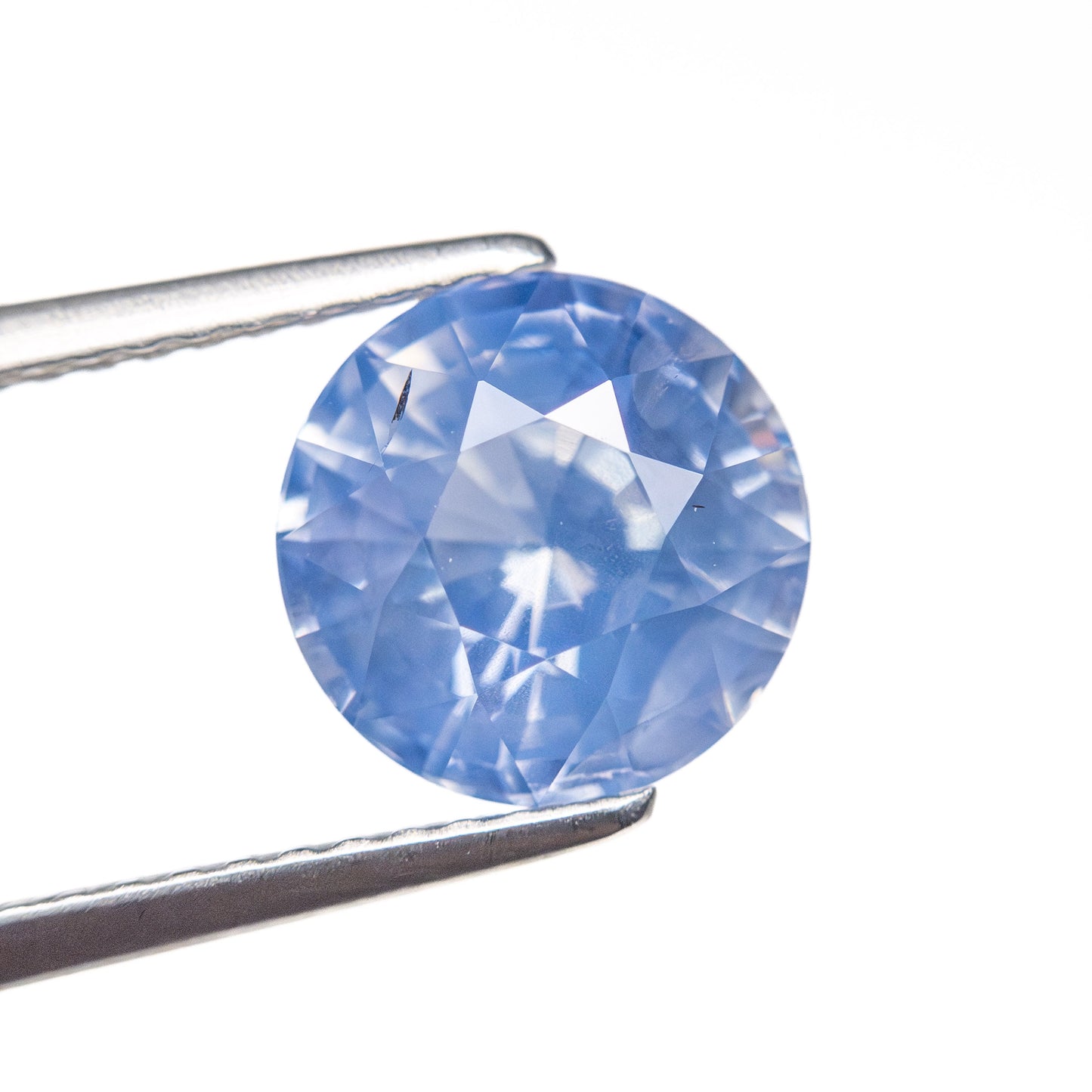 3.08ct 8.24x8.24x5.93mm Round Brilliant Sapphire 26398-01