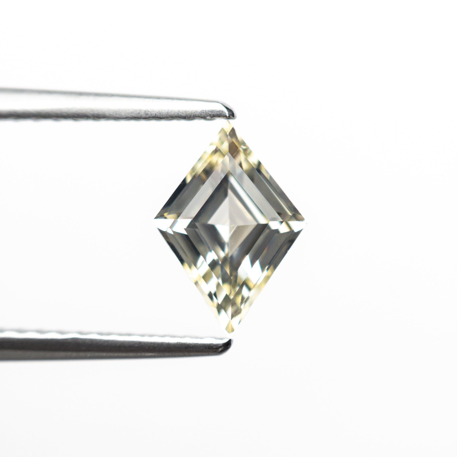 1.09ct 8.89x6.32x3.60mm Lozenge Step Cut Sapphire 26439-01