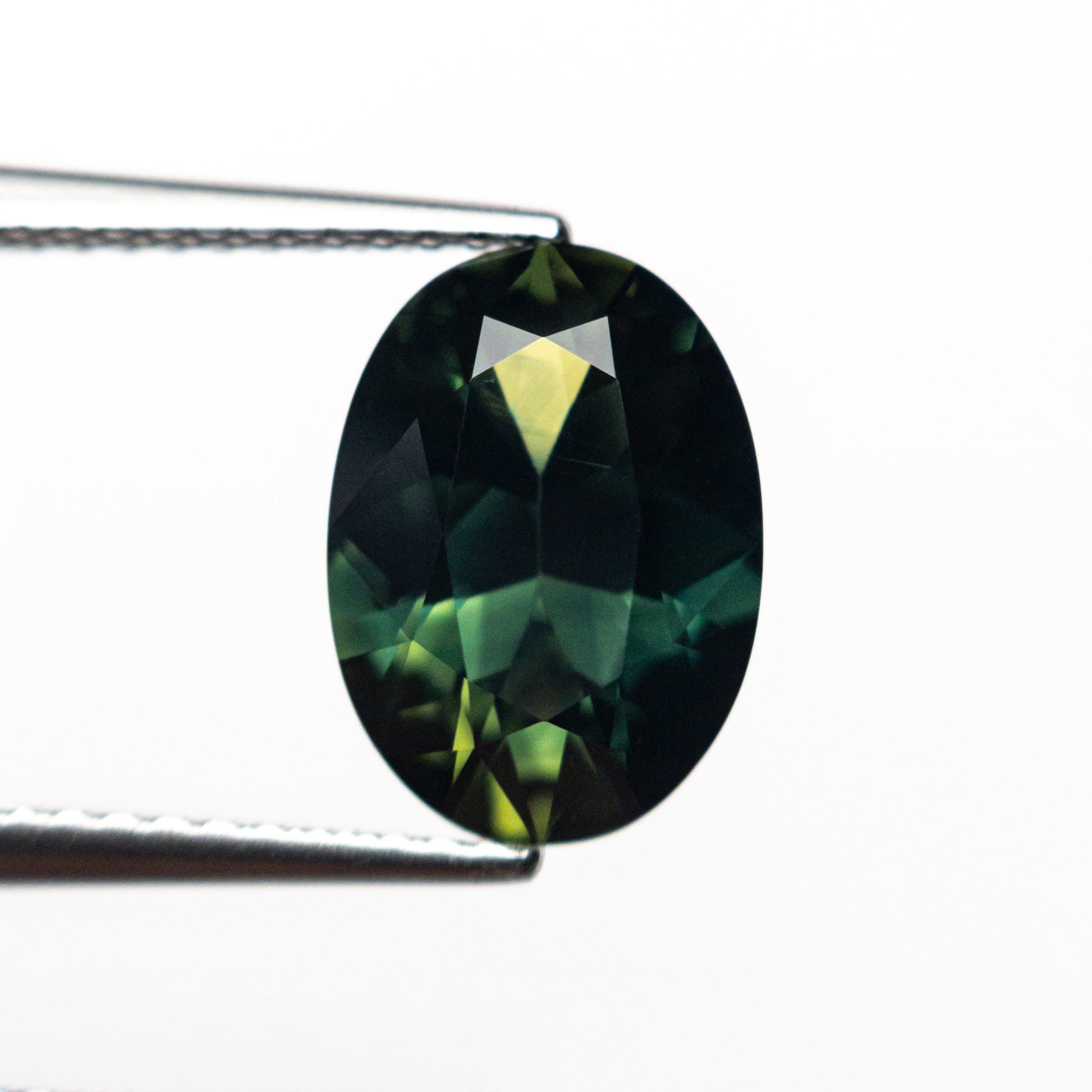 2.92ct 10.62x7.65x4.68mm Oval Brilliant Sapphire 26624-01