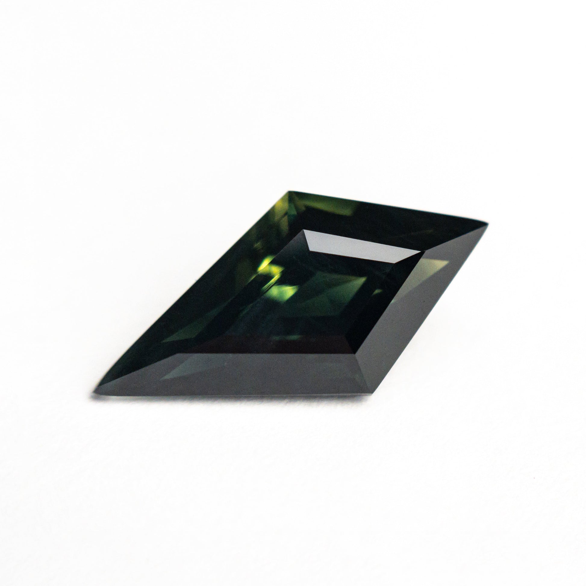 2.33ct 14.05x7.16x4.62mm Kite Step Cut Sapphire 26635-02