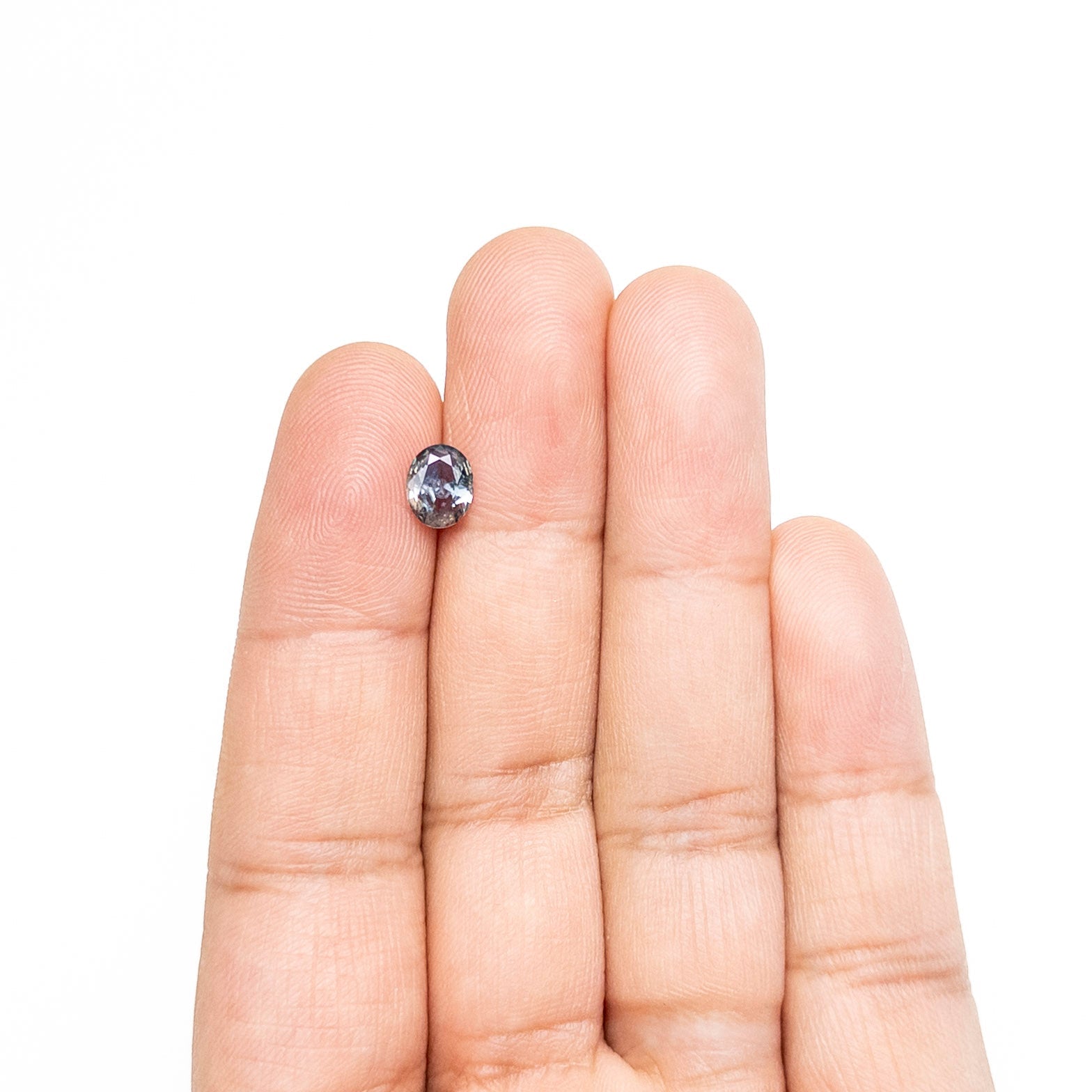 1.05ct 7.26x5.87x3.20mm Oval Briliant Sapphire 26670-01