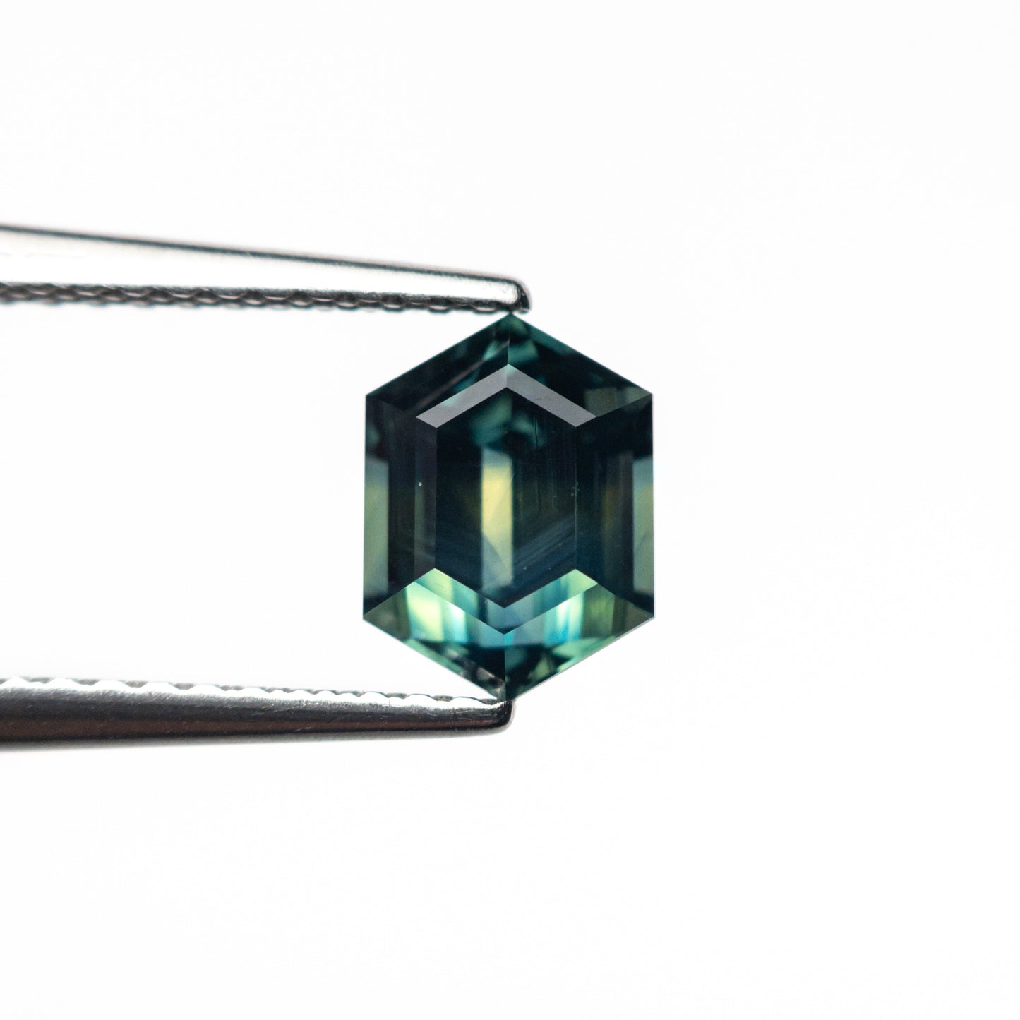 1.44ct 7.21x5.37x4.39mm Hexagon Step Cut Sapphire 26728-01