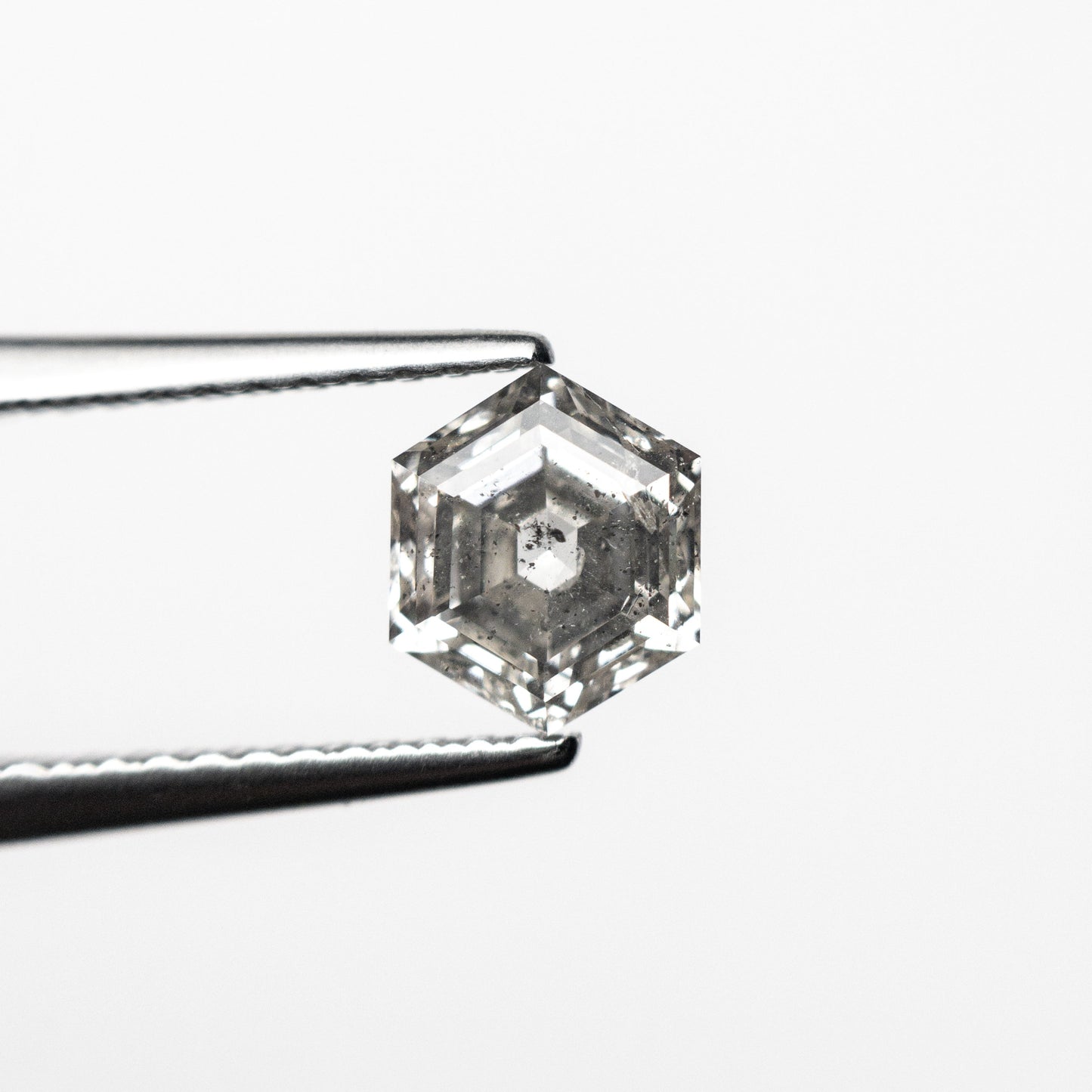 0.88ct 6.46x5.40x3.40mm Hexagon Step Cut 🇨🇦 26902-01