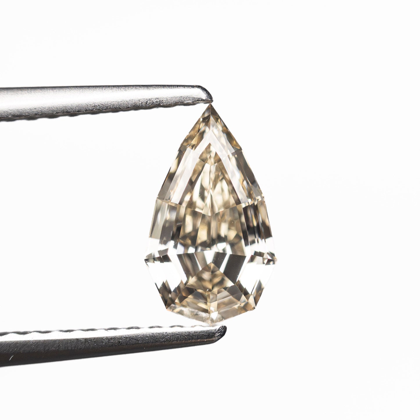 1.00ct 8.87x5.27x3.28mm VS2 C3 Geo Pear Step Cut 27082-04