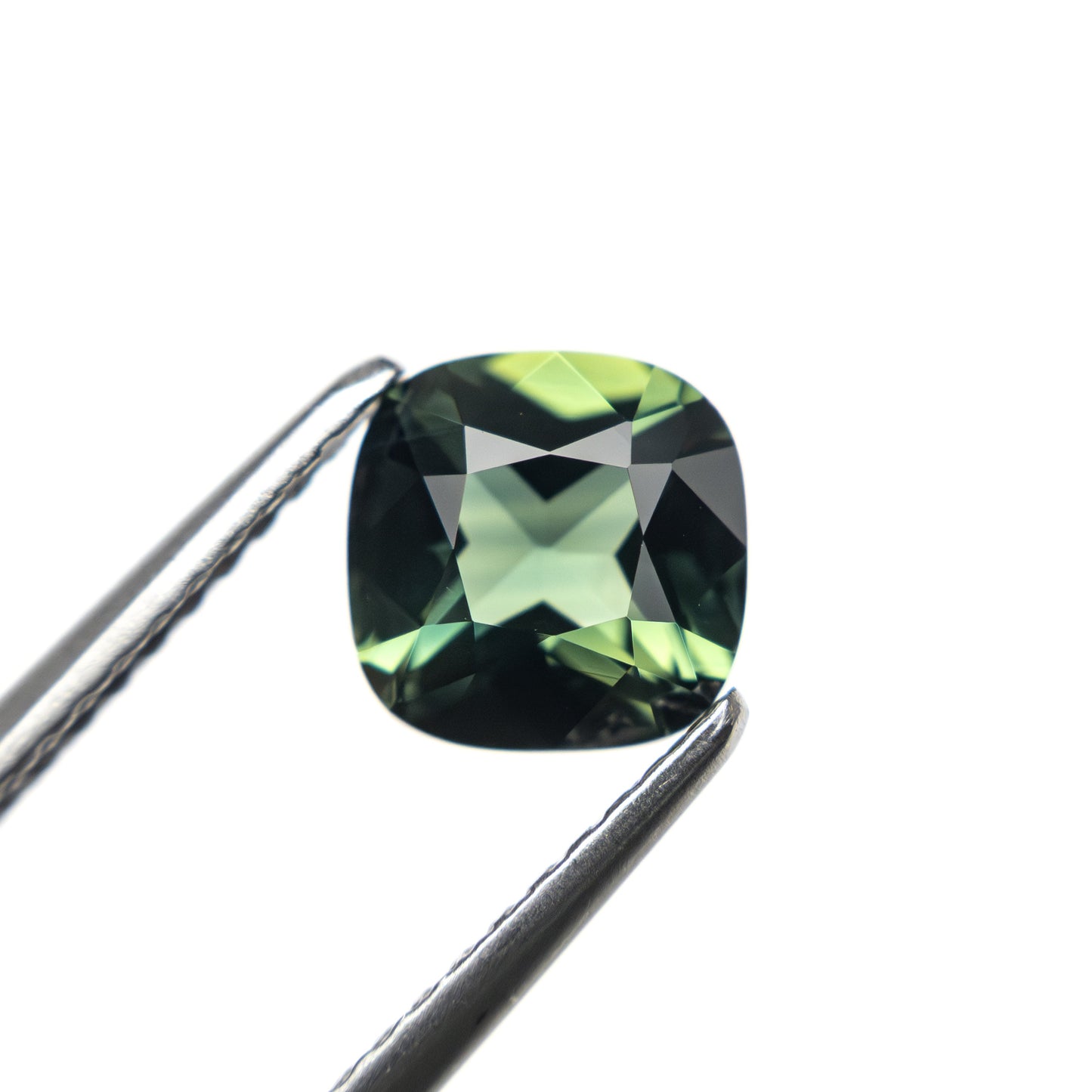 1.43ct 6.51x6.50x4.02mm Cushion Brilliant Sapphire 27152-01