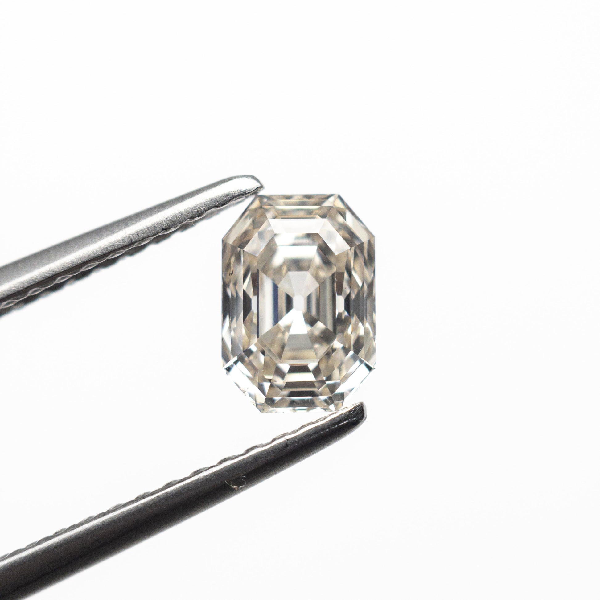 0.91ct 6.52x4.57x3.45mm SI1 L Cut Corner Rectangle Step Cut  🇨🇦  27257-01