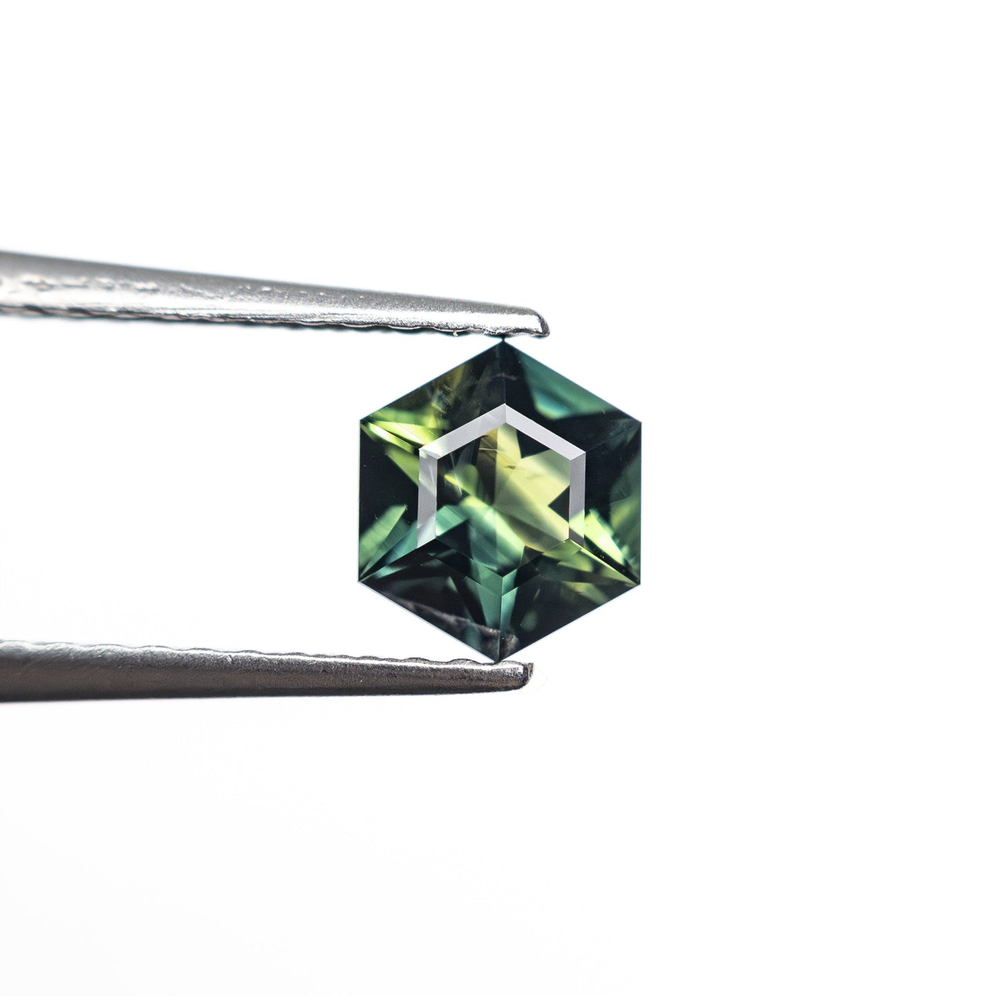 0.71ct 6.01x5.22x3.20mm Hexagon Step Cut Sapphire 27336-06