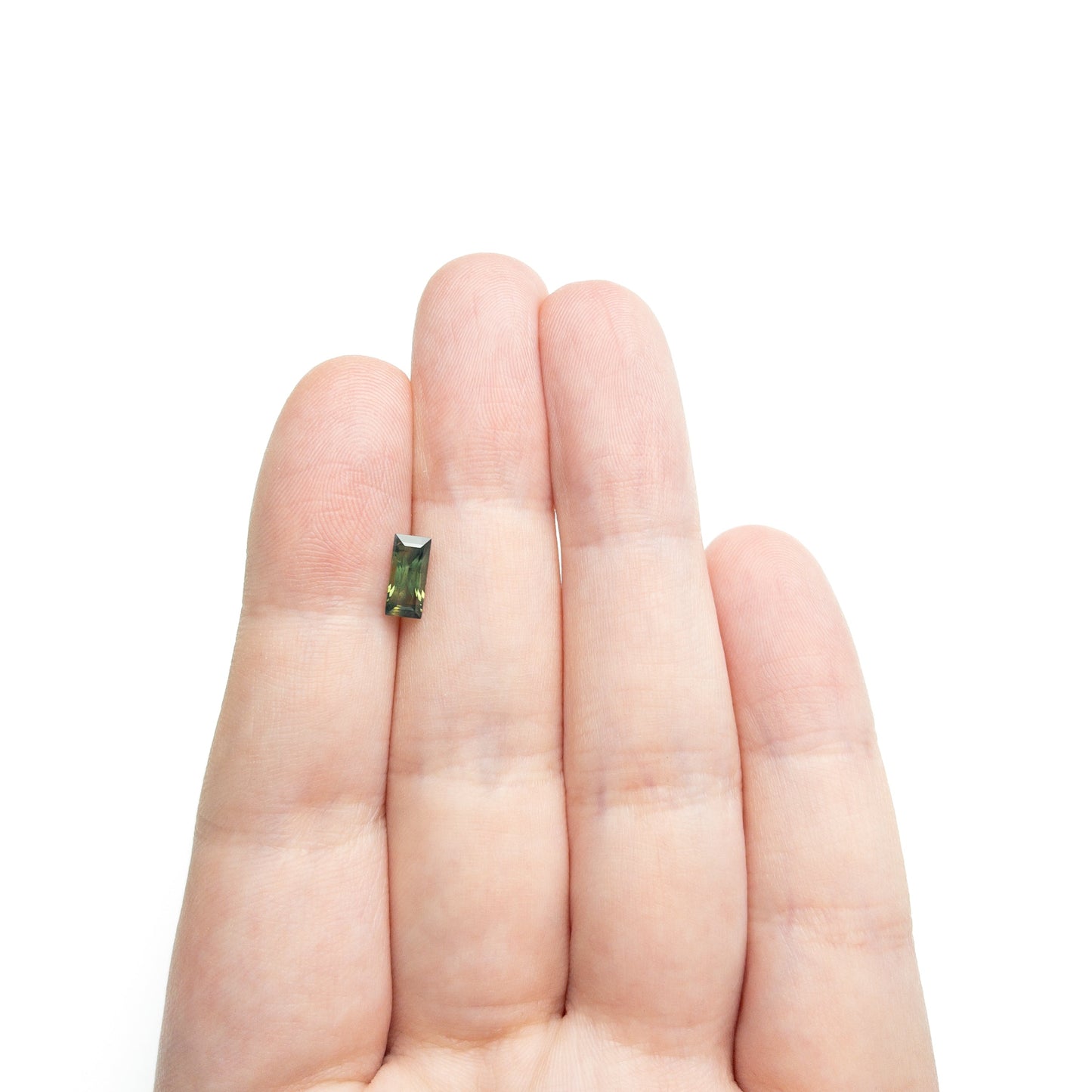 0.82ct 7.9x3.54x2.82mm Rectangle Step Cut Sapphire 27336-42