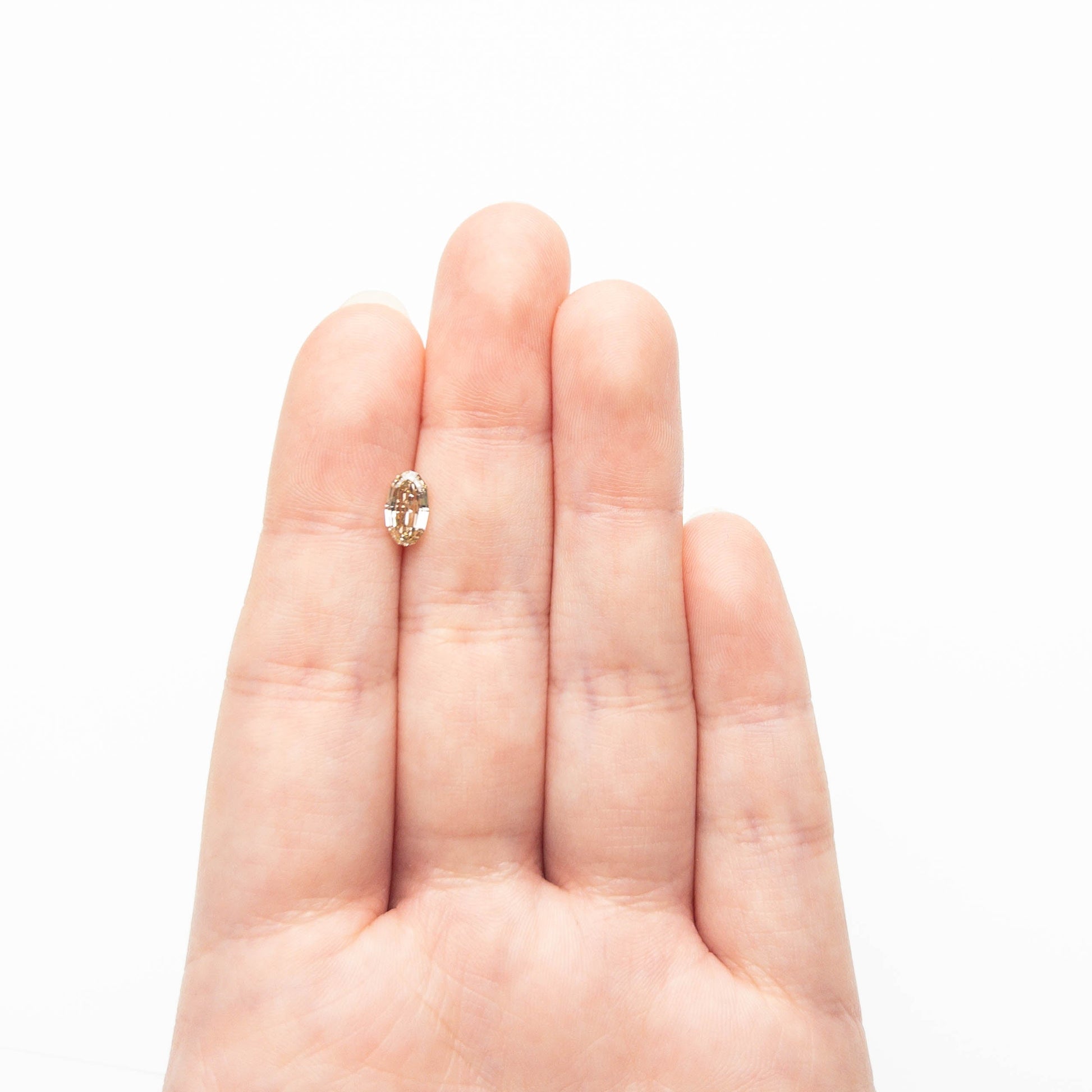 1.01ct 8.30x4.69x3.14mm SI2 C4 Geo Oval Step Cut 🇿🇦 27375-21