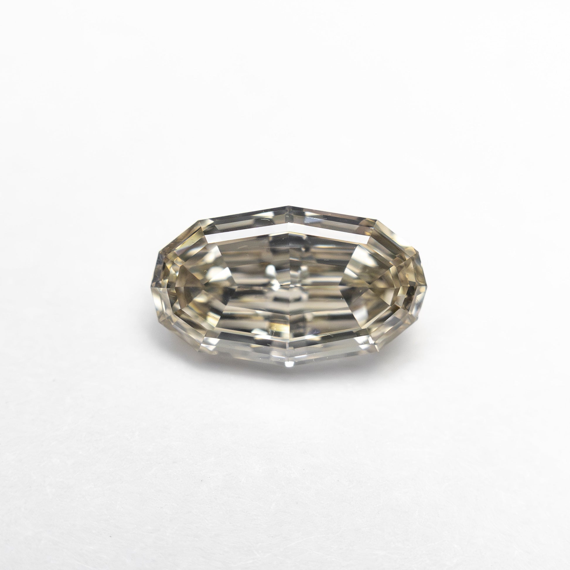 1.02ct 8.44x4.91x2.96mm VS2 C3 Geo Oval Step Cut 🇿🇦 27375-29