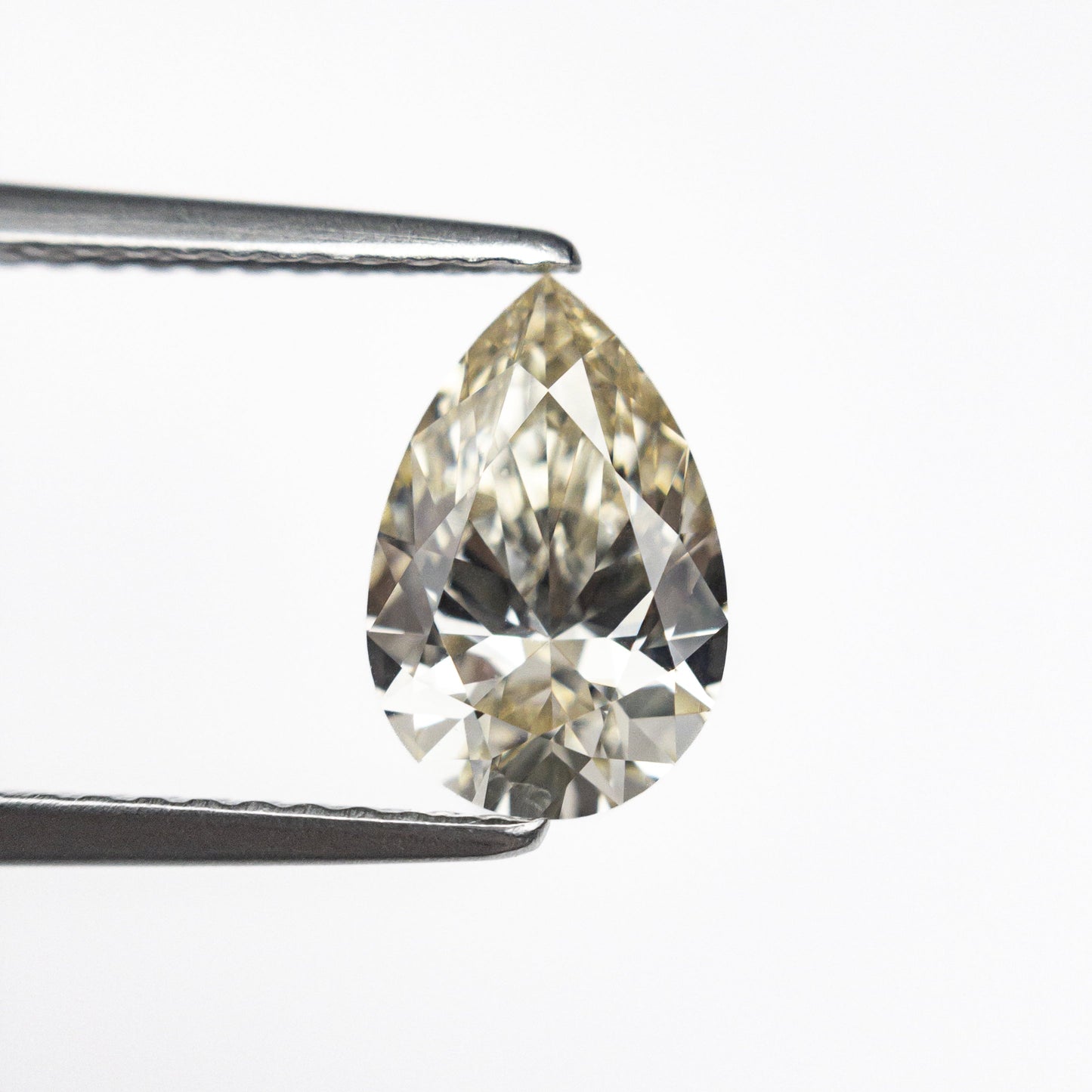 1.20ct 9.20x5.99x3.69mm VS2 O-P Pear Brilliant 🇨🇦 27376-05