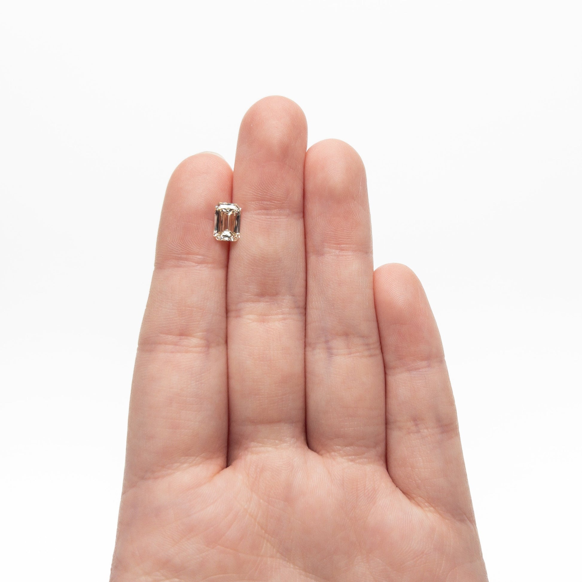 1.49ct 8.02x5.39x3.41mm GIA SI1 U-V Cut Corner Rectangle Brilliant 27392-01