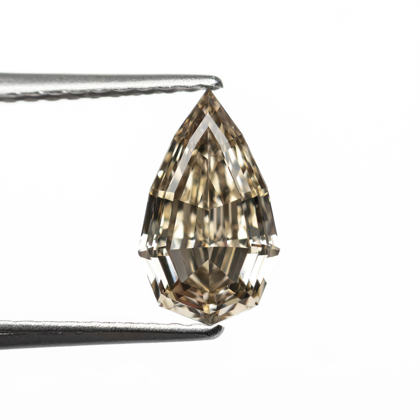1.01ct 9.16x5.38x3.08mm SI1 C6 Geo Pear Step Cut 🇿🇦 27518-01