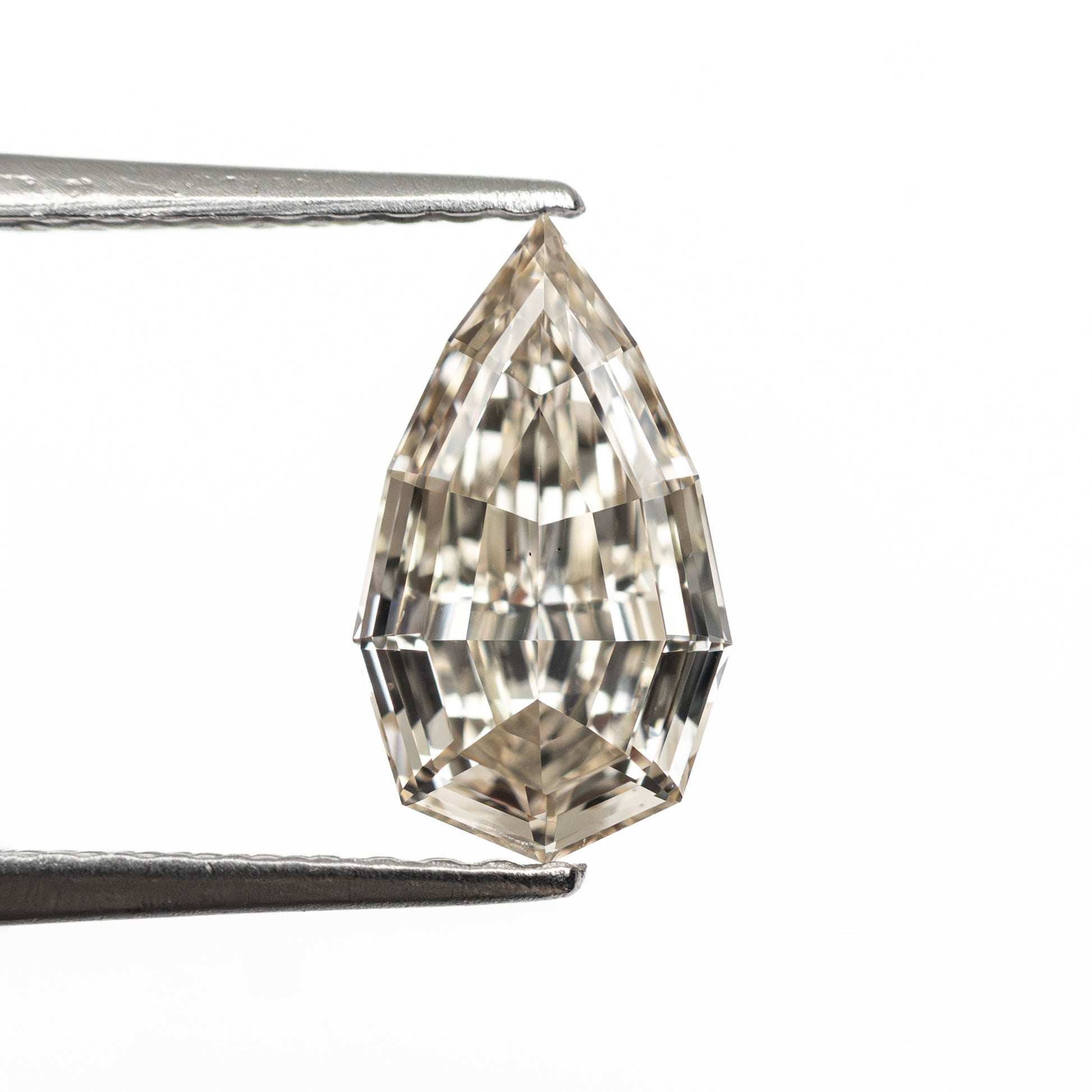 1.02ct 9.64x5.60x2.76mm VS2 U-V Geo Pear Step Cut 🇿🇦 27518-16