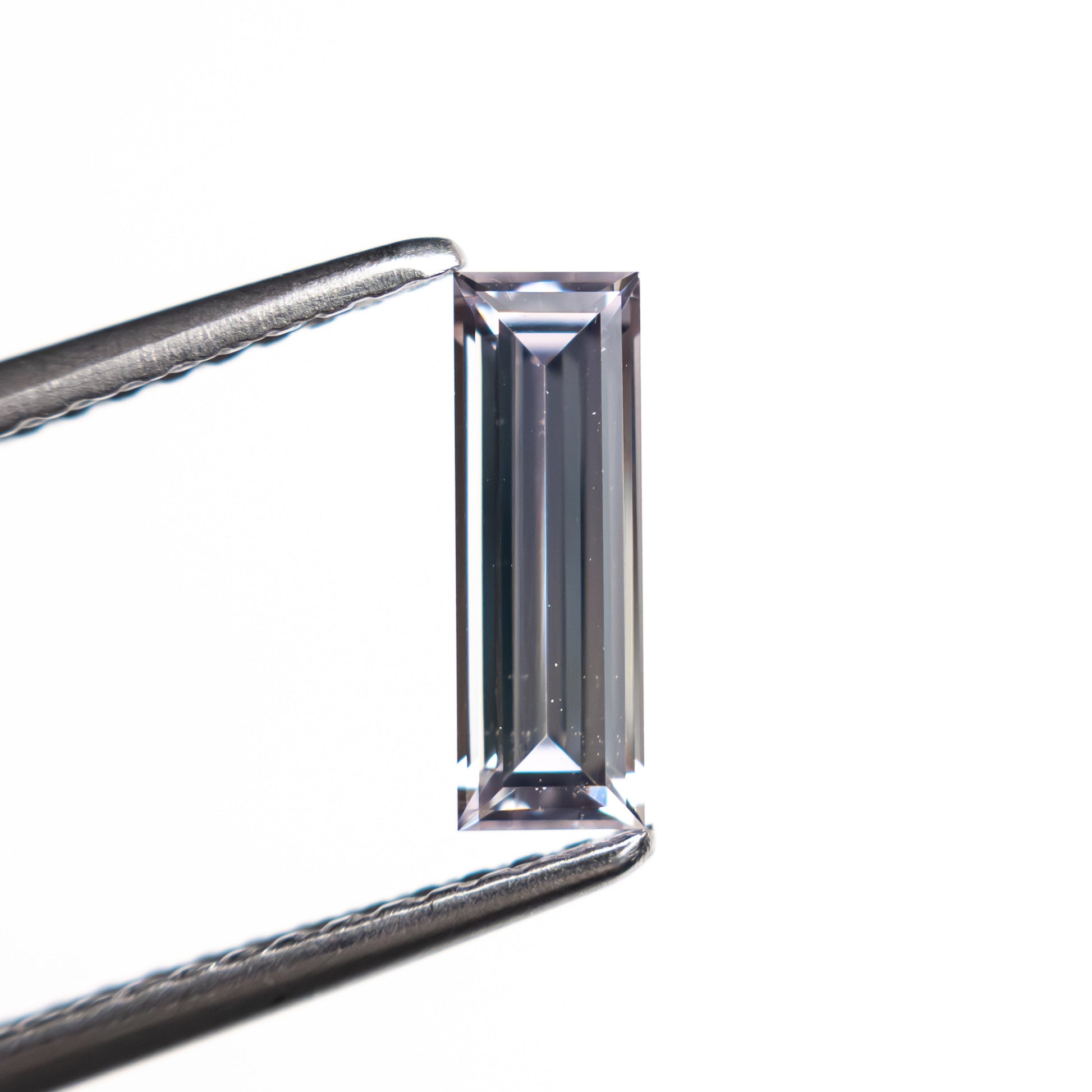 0.63ct 8.99x3.02x2.04mm Baguette Step Cut Sapphire 27720-02