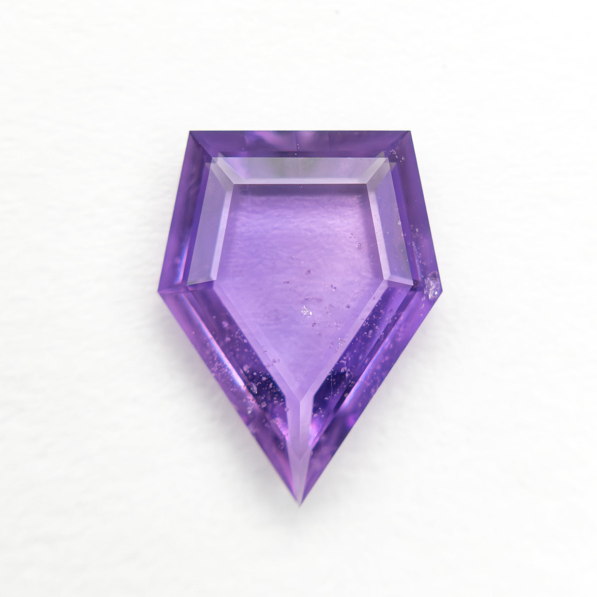1.75ct 10.52x7.98x2.31mm Shield Portrait Cut Sapphire 27740-12