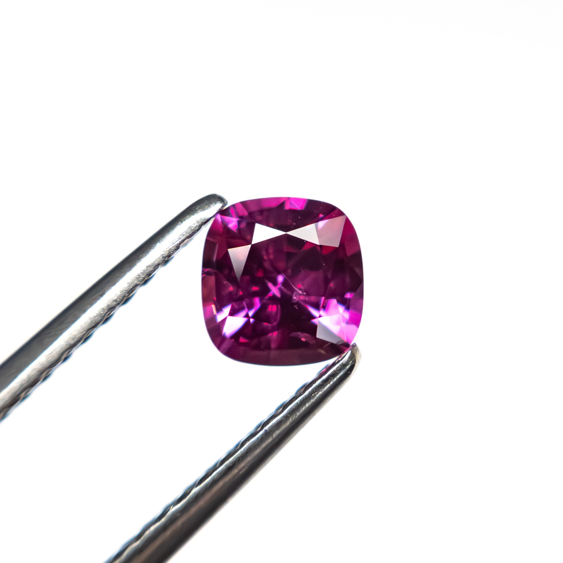 0.67ct 5.14x4.94x3.21mm Cushion Brilliant Sapphire 27955-18