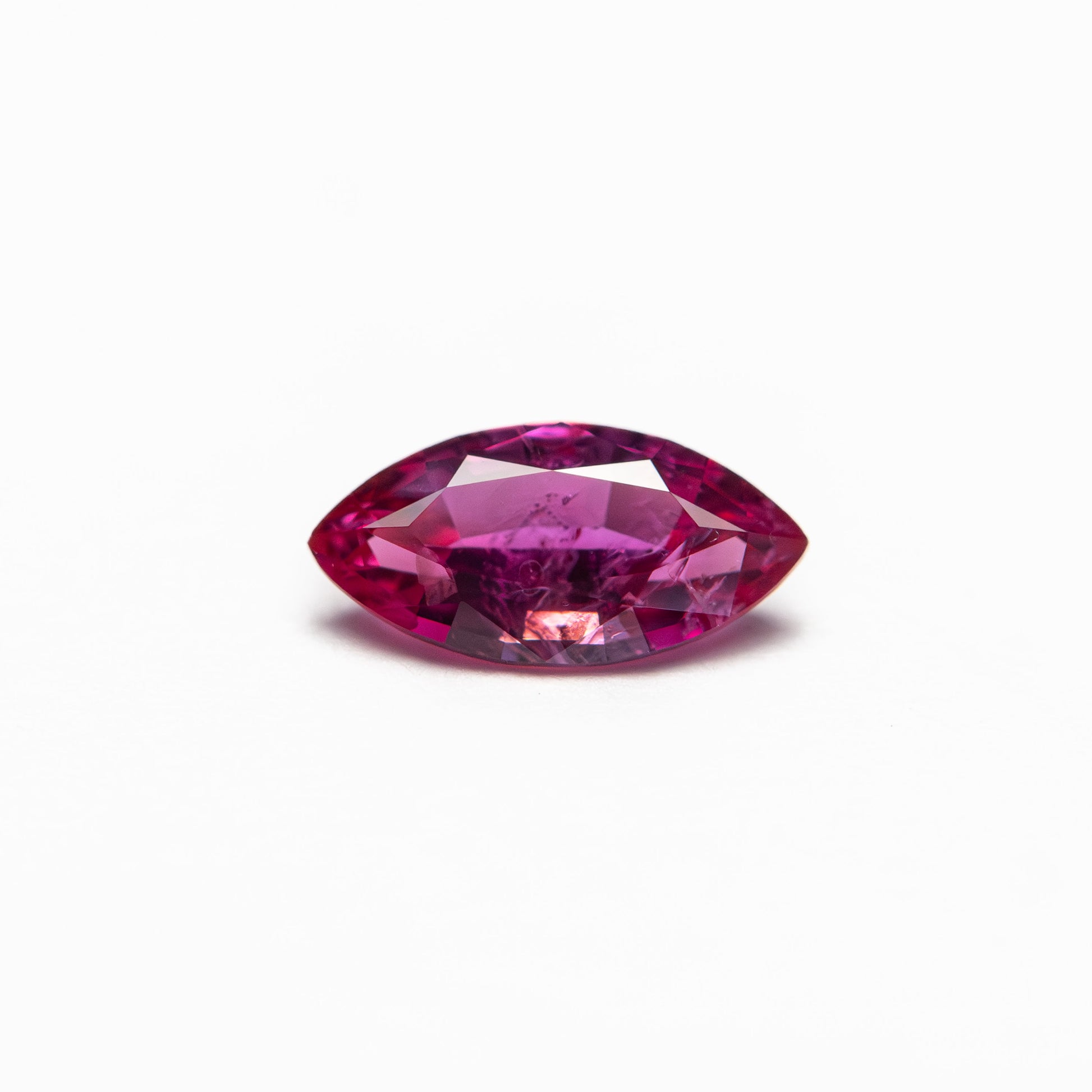 0.53ct 7.50x3.81x2.49mm Marquise Brilliant Sapphire 27956-14