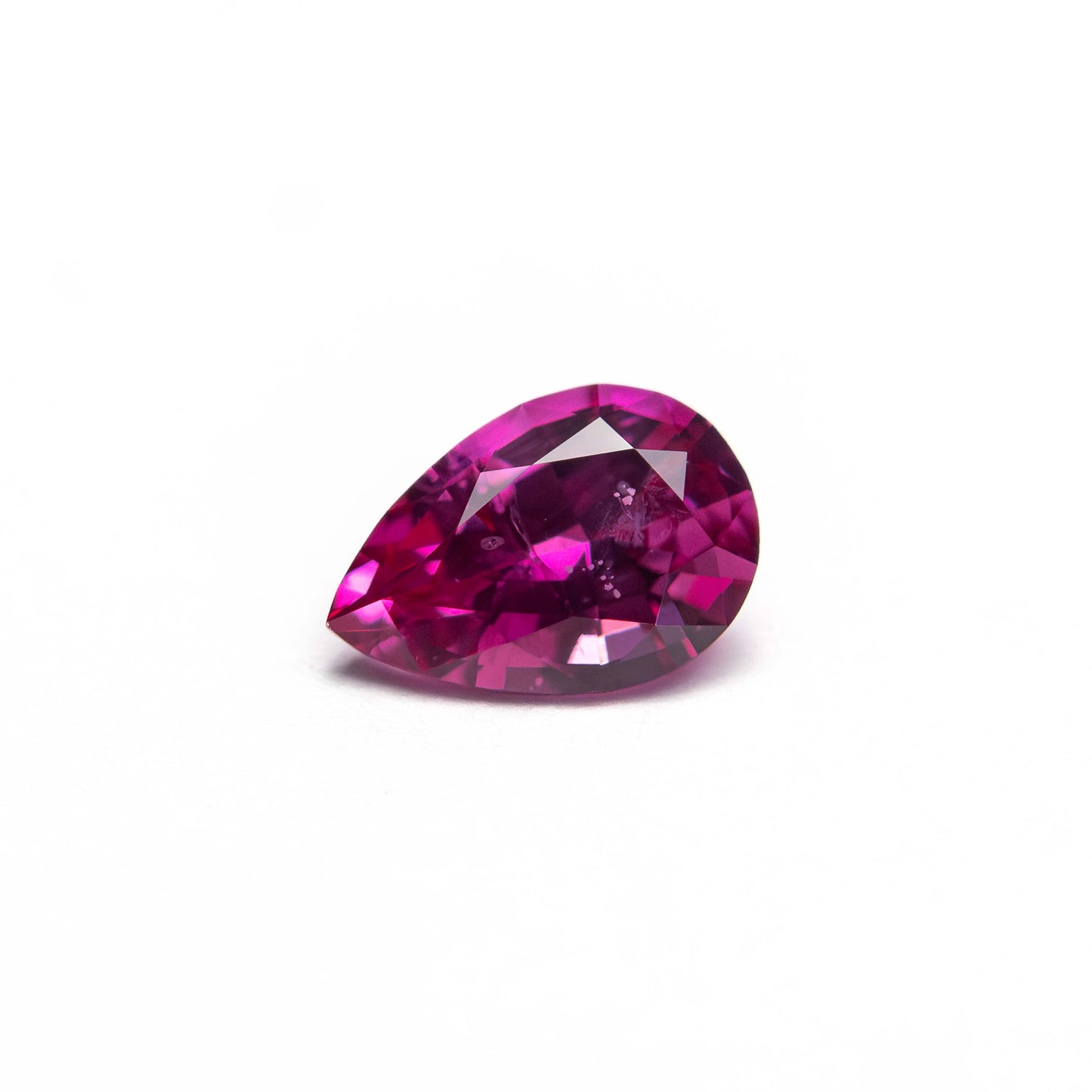 0.66ct 6.63x4.59x3.06mm Pear Brilliant Sapphire 27956-21