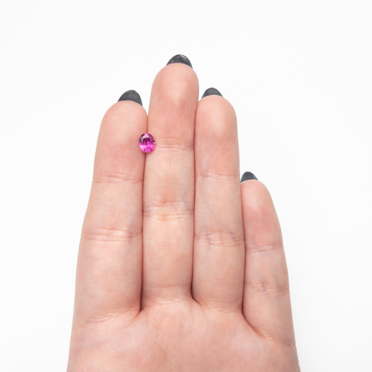 0.70ct 6.00x4.83x2.97mm Oval Brilliant Sapphire 27957-08