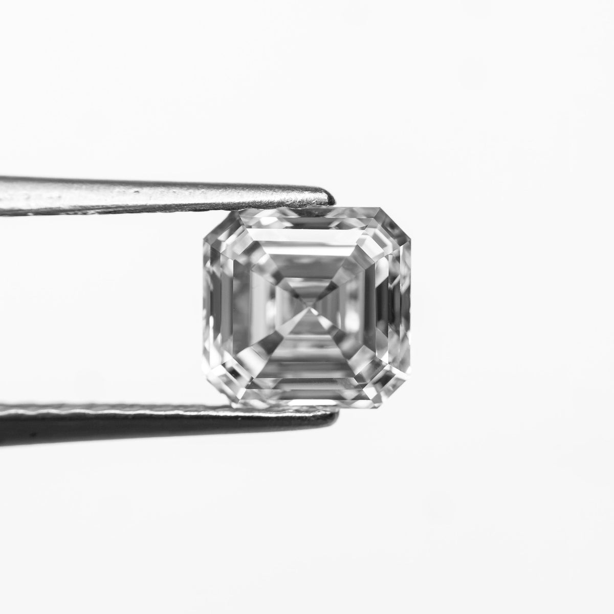 1.00ct 5.50x5.35x3.62mm GIA Internally Flawless H Cut Corner Square Step Cut 28331-01